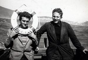 Juan y Alfredo en 1956 en la lancha del Dr. Antonio Ruiz en una navegación de Bayona al Río Miño.