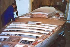 Restoration of the decks on PINGÜINO