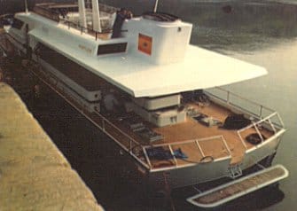 Built of a new teak deck on Yacht Fortuna