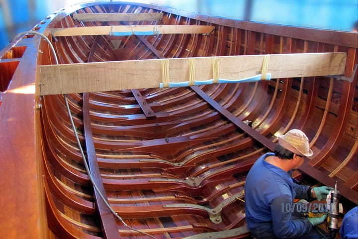 Restoration of a wooden motorsailer